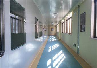 化妝品車間走道